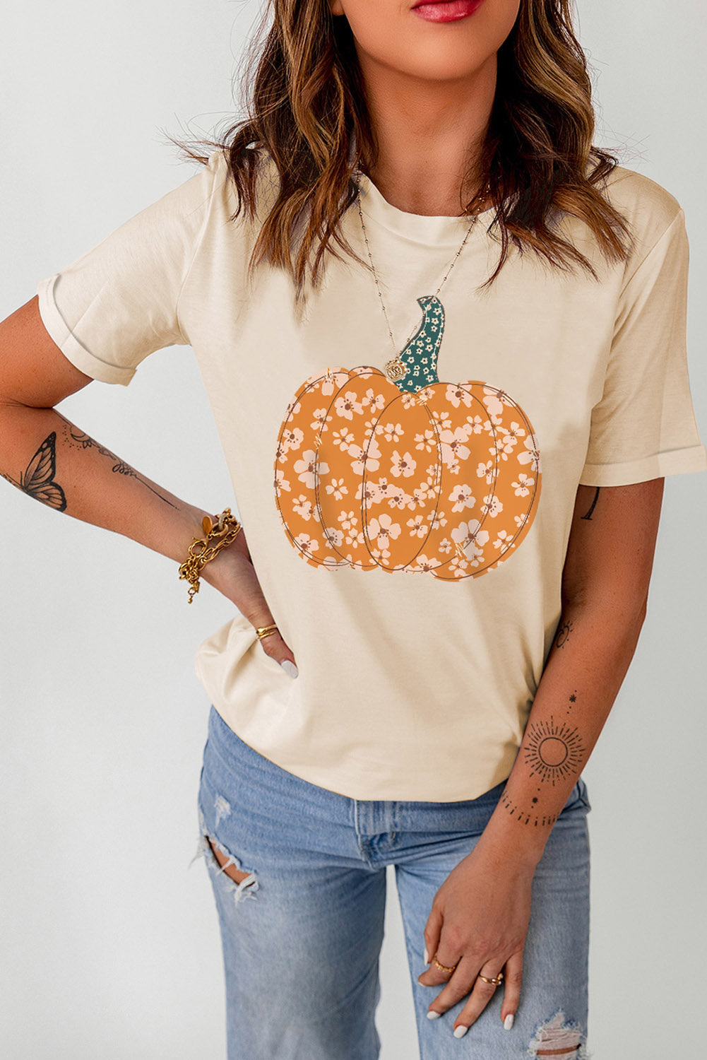 Pumpkin Graphic Round Neck Cuffed T-Shirt